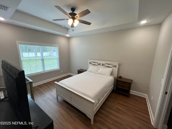 $2,400 | 4930 Southeast 10th Place, Keystone Heights, FL 32656