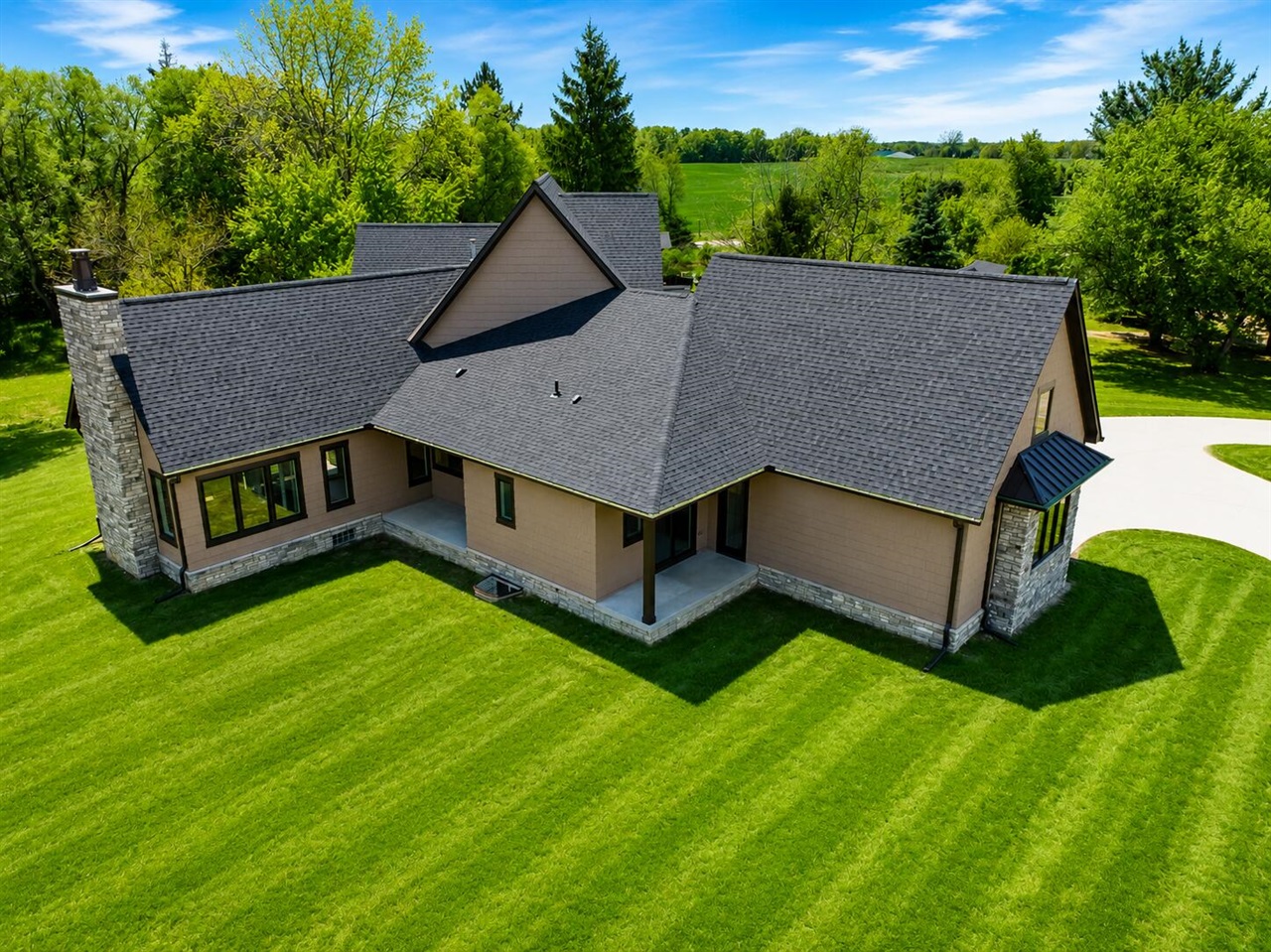 69166 Slating Lane Romeo, MI 48065 - Photo 6 of 60