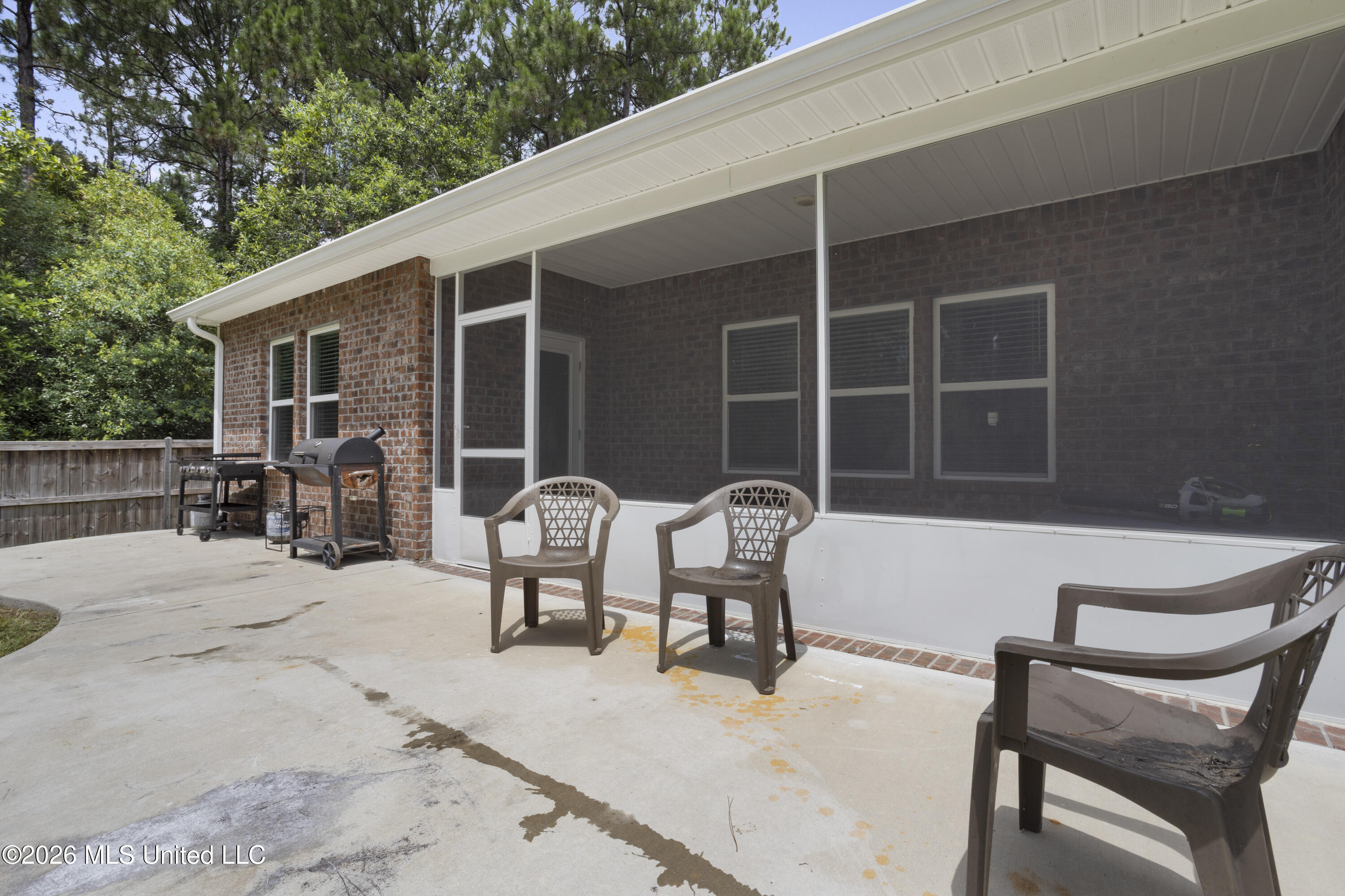 8452 Rock Glen Road Biloxi, MS 39532 - Photo 31 of 38 00032