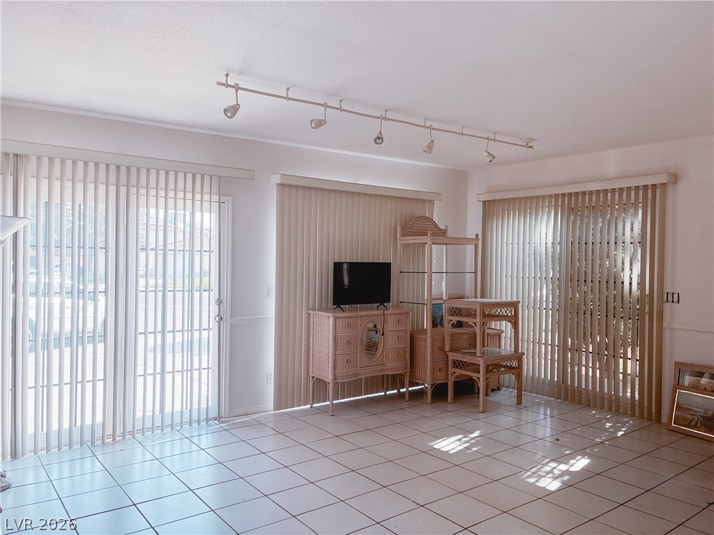 2801 Tortoise Court Henderson, NV 89074 - Photo 19 of 41 Extra room