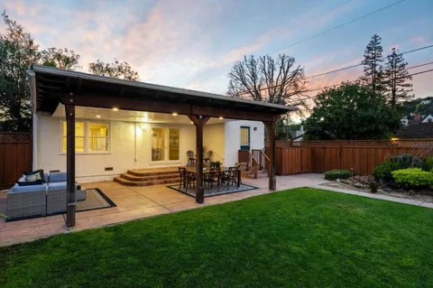 a view of outdoor space yard deck and patio