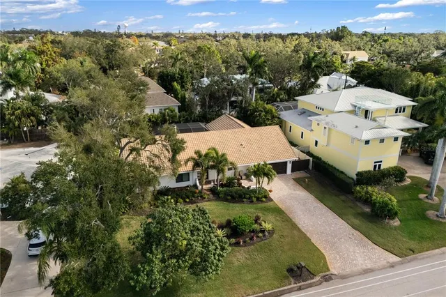 $2,490,000 | 3727 Tangier Terrace, Sarasota, FL 34239