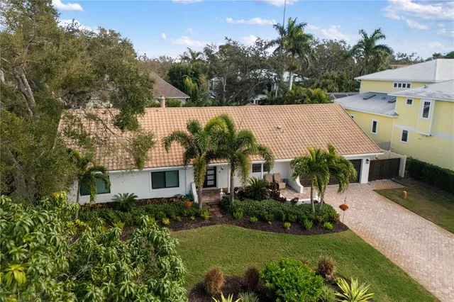 $2,490,000 | 3727 Tangier Terrace, Sarasota, FL 34239
