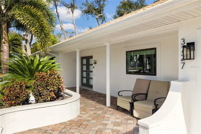$2,490,000 | 3727 Tangier Terrace, Sarasota, FL 34239