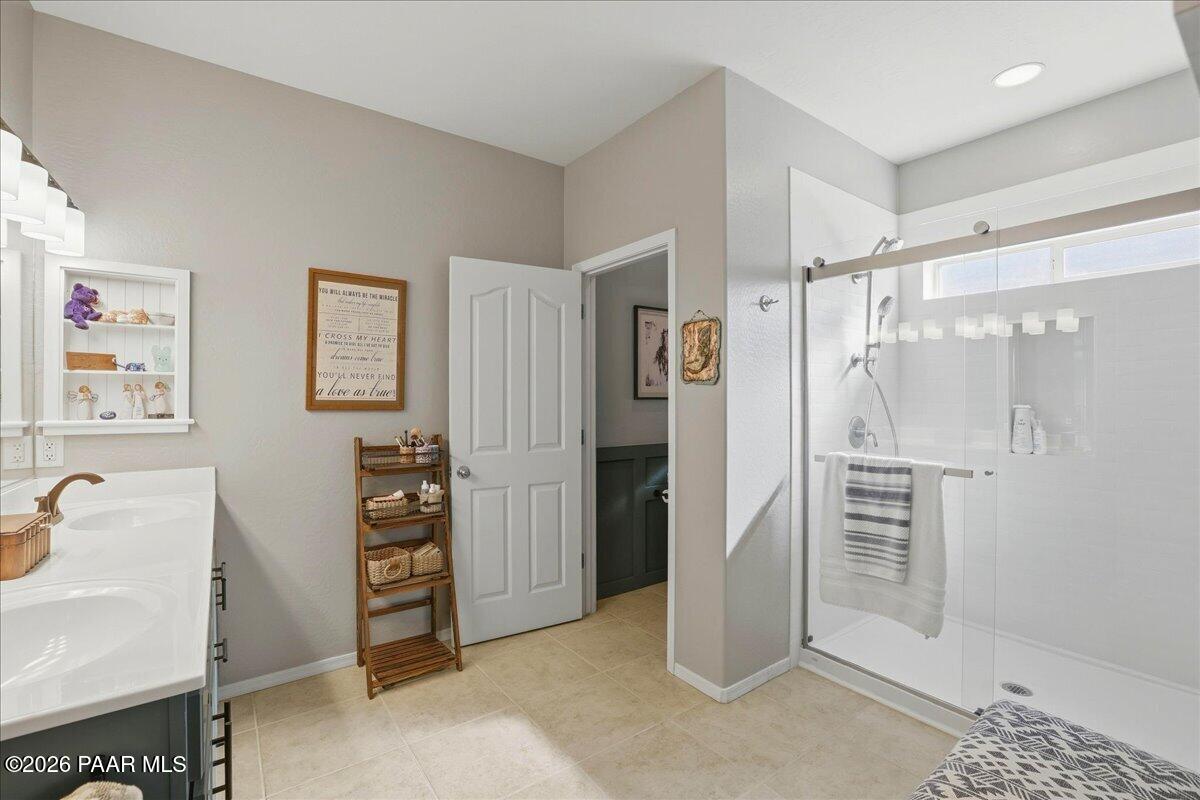 3883 Fairfax Road Prescott Valley, AZ 86314 - Photo 13 of 67 Primary Suite Bathroom
