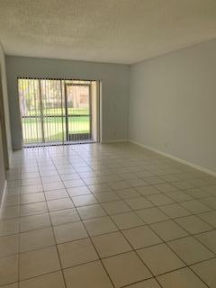 6550 Somerset Drive, Unit 101 Boca Raton, FL 33433 - Photo 6 of 12 IMG_3055