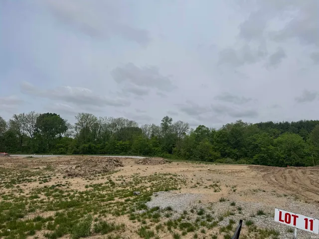 $124,900 | 498 Keltic Pines, Huntertown, IN 46748