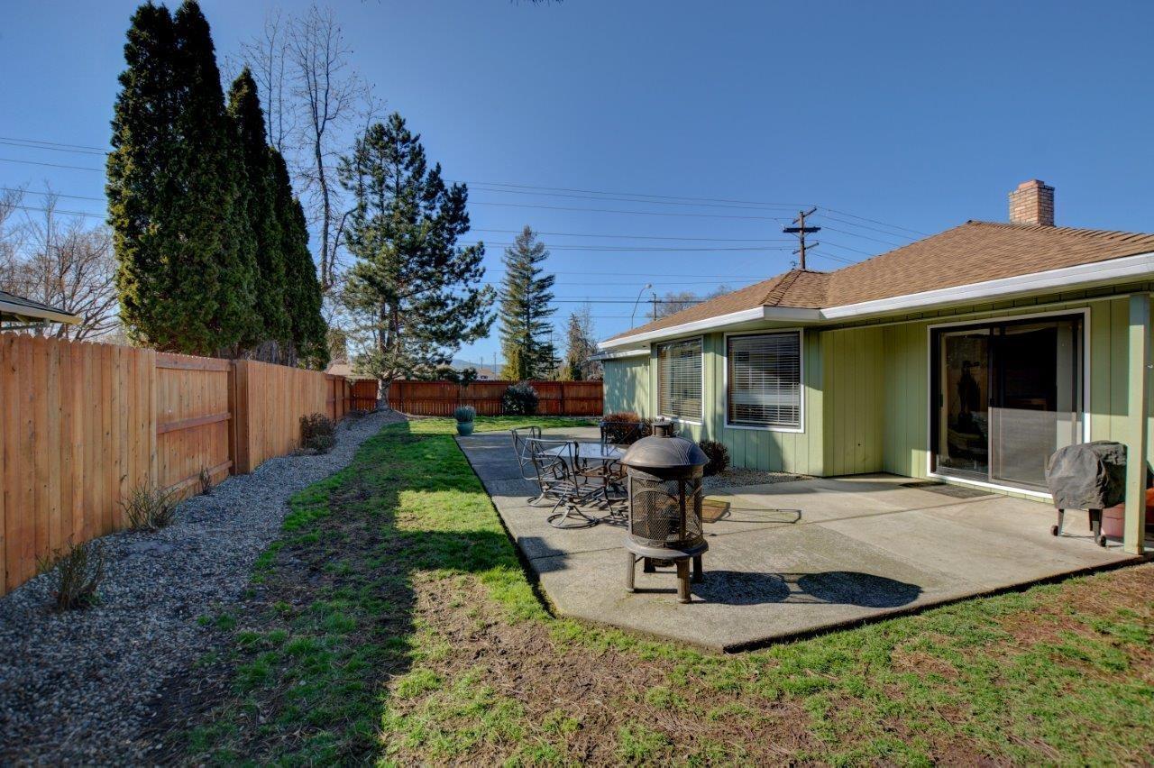 2502 Roberts Road Medford, OR 97504 - Photo 16 of 18 Additional Photo