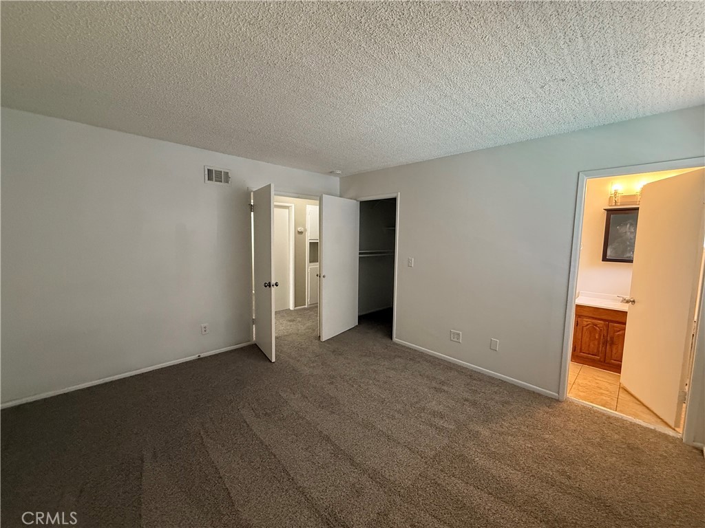 29338 Florabunda Road Canyon Country, CA 91387 - Photo 15 of 22