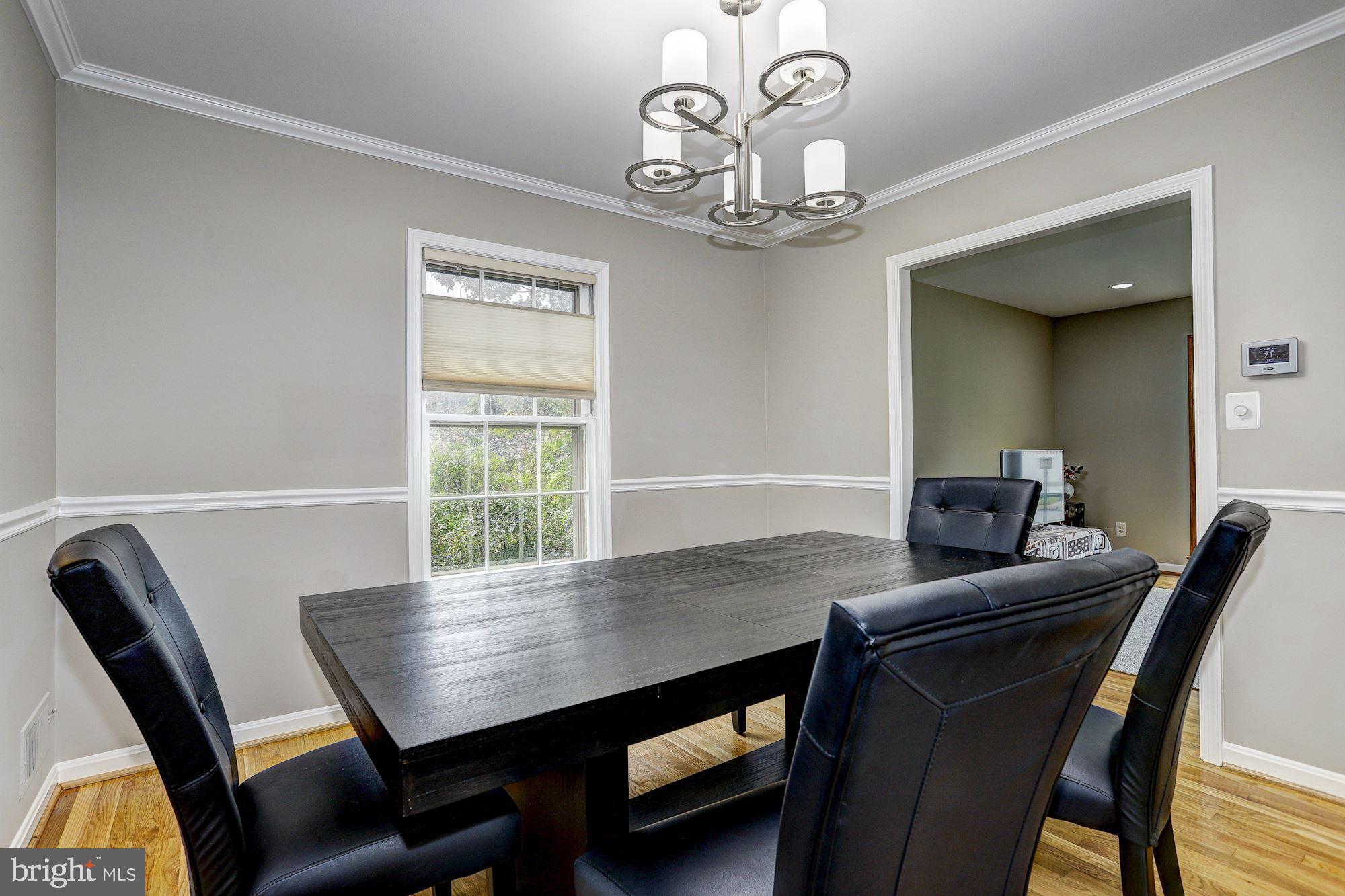 12022 Smoketree Road Potomac, MD 20854 - Photo 11 of 39 Dining Room