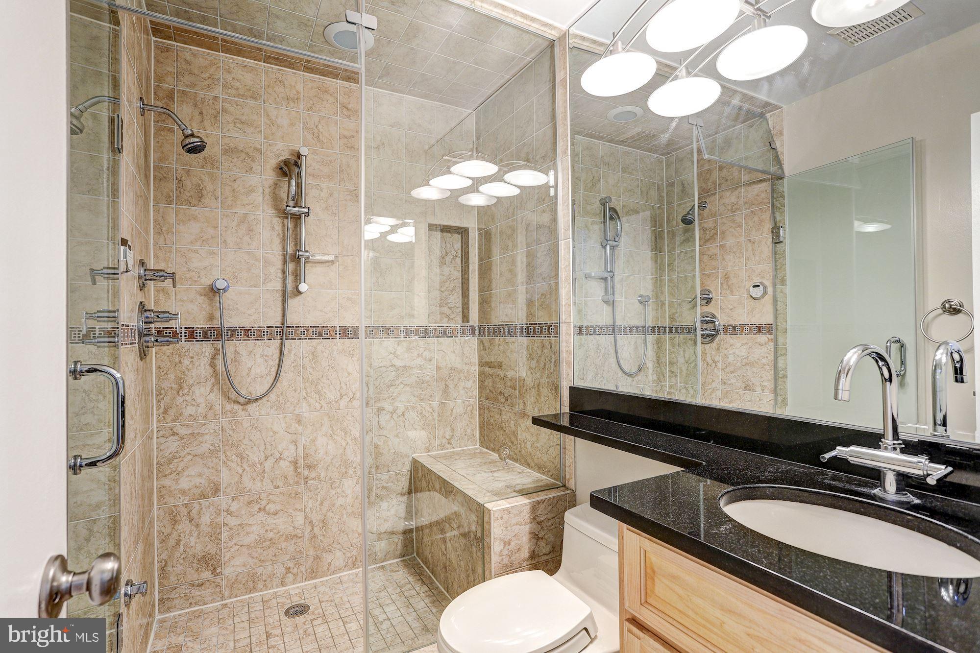 12022 Smoketree Road Potomac, MD 20854 - Photo 19 of 39 Primary Bath