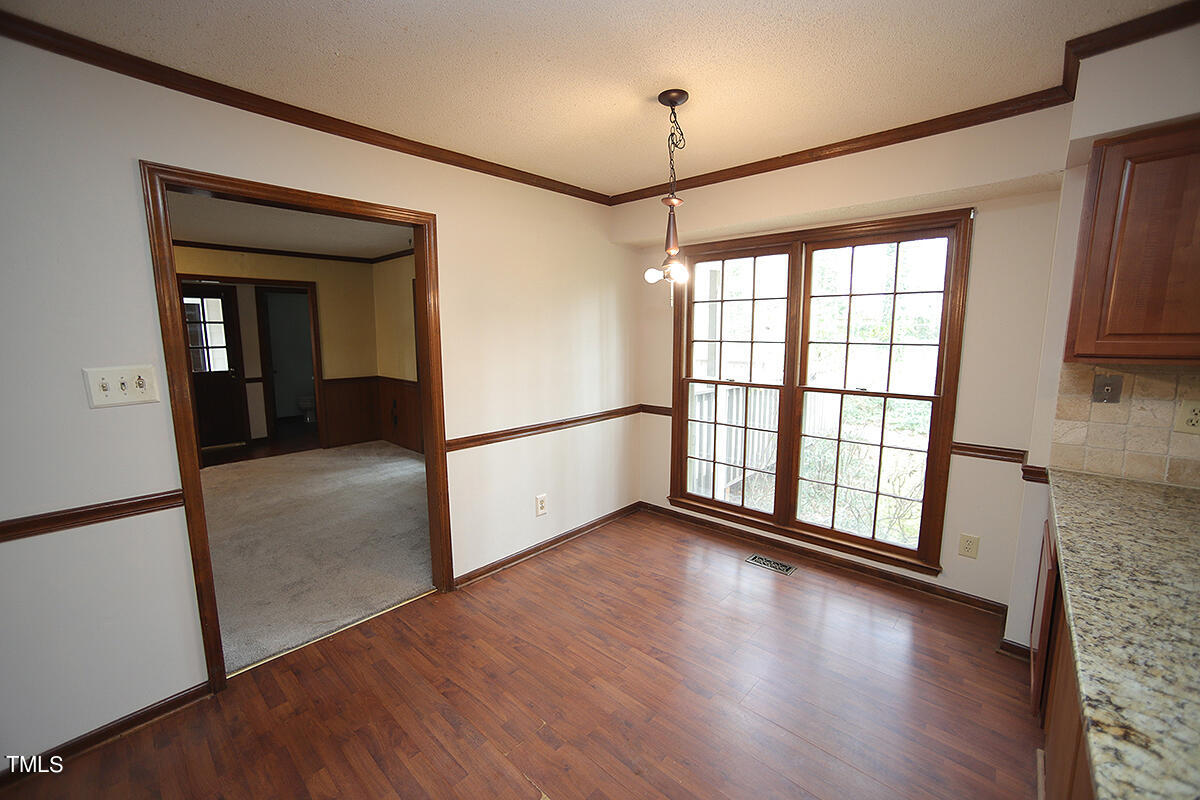 8604 Langtree Lane Raleigh, NC 27613 - Photo 14 of 35 8604 Langtree LaneM
