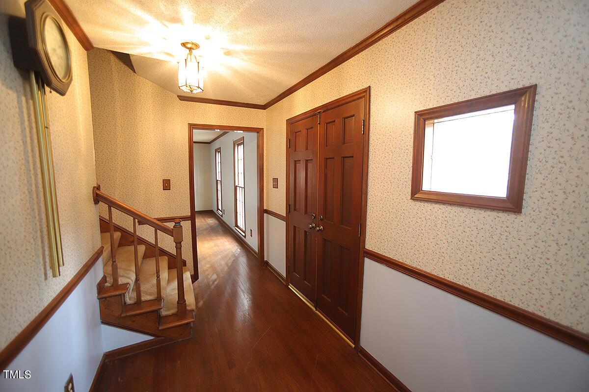 8604 Langtree Lane Raleigh, NC 27613 - Photo 5 of 35 8604 Langtree LaneD