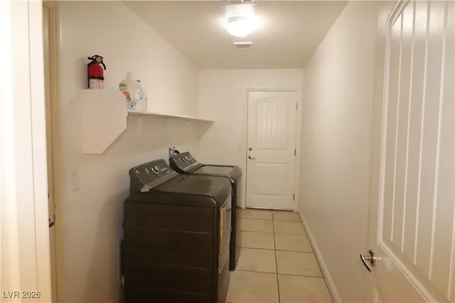 $2,590 | 9661 Greensburg Avenue, Las Vegas, NV 89178