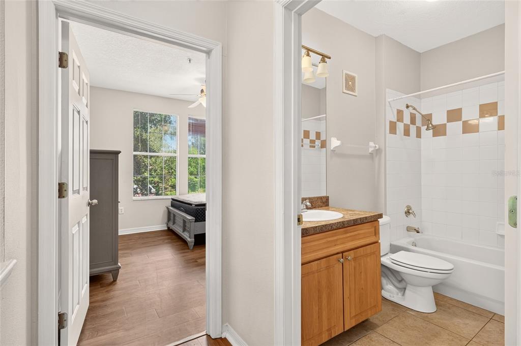 1257 Southwest 9th Road, Unit 206 Gainesville, FL 32601 - Photo 32 of 43 Gallery Image 32