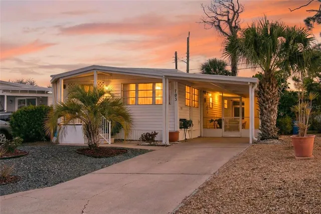 $229,000 | 703 South Green Circle, Venice, FL 34285