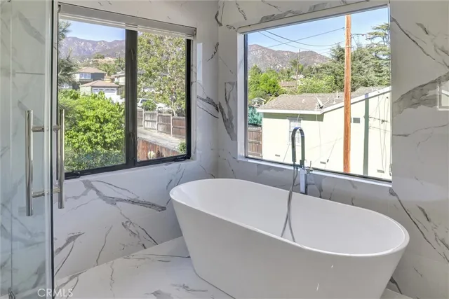 $1,950,000 | 2434 Prospect Avenue, Montrose, CA 91020