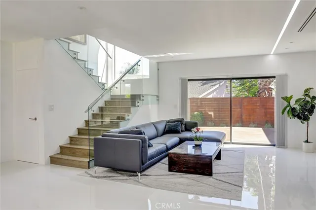 $1,950,000 | 2434 Prospect Avenue, Montrose, CA 91020