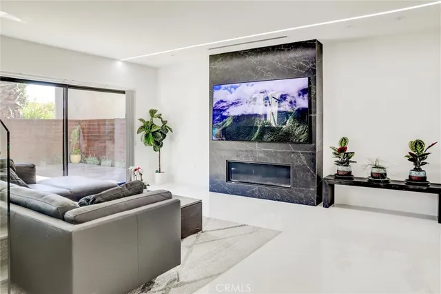 $1,950,000 | 2434 Prospect Avenue, Montrose, CA 91020