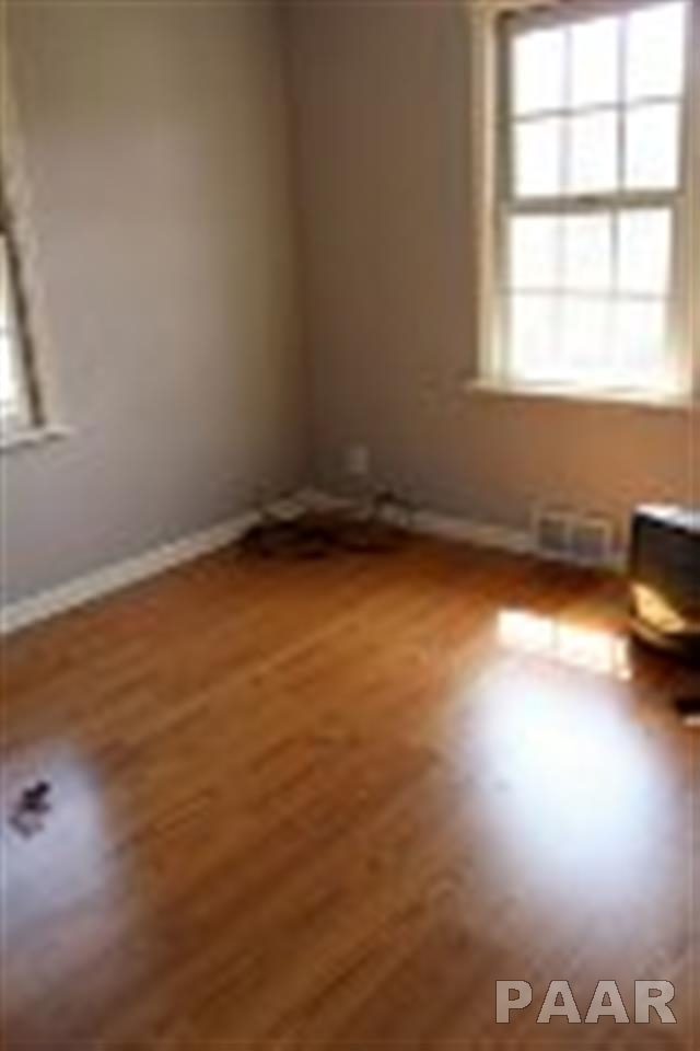 1006 Sheridan Road Pekin, IL 61554 - Photo 3 of 10 Gallery Image 3