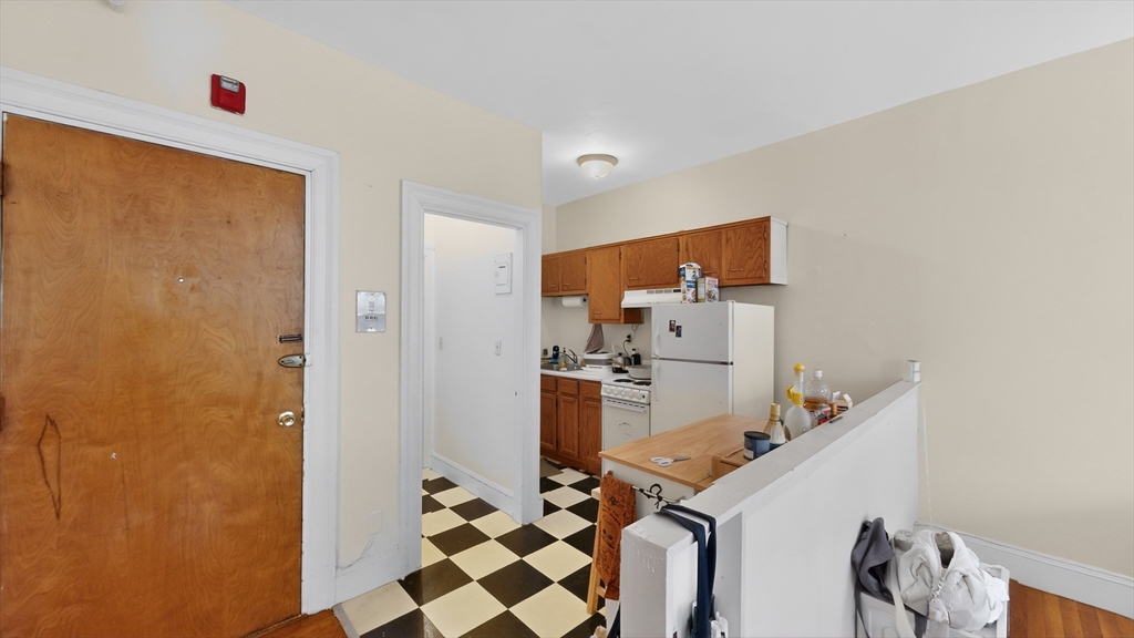 1071 Beacon Street, Unit 6 Brookline, MA 02446 - Photo 6 of 10