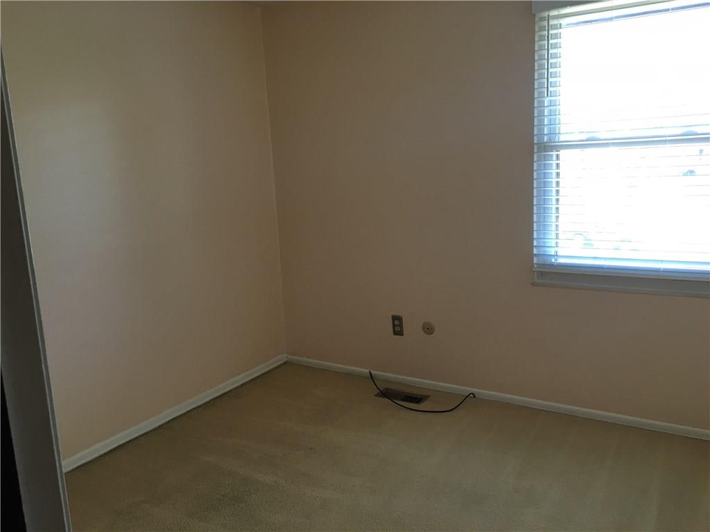 316 Ridge Point Circle Bridgeville, PA 15017 - Photo 14 of 21 Gallery Image 14