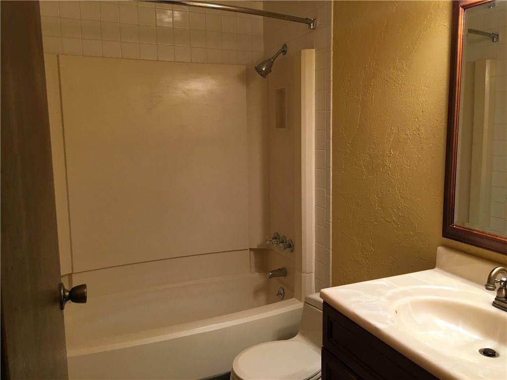 316 Ridge Point Circle Bridgeville, PA 15017 - Photo 10 of 21 Gallery Image 10