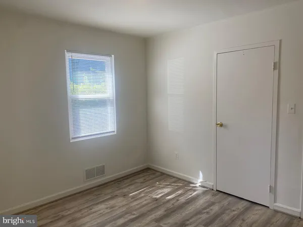$2,995 | 2200 Greenwich Street, Falls Church, VA 22043
