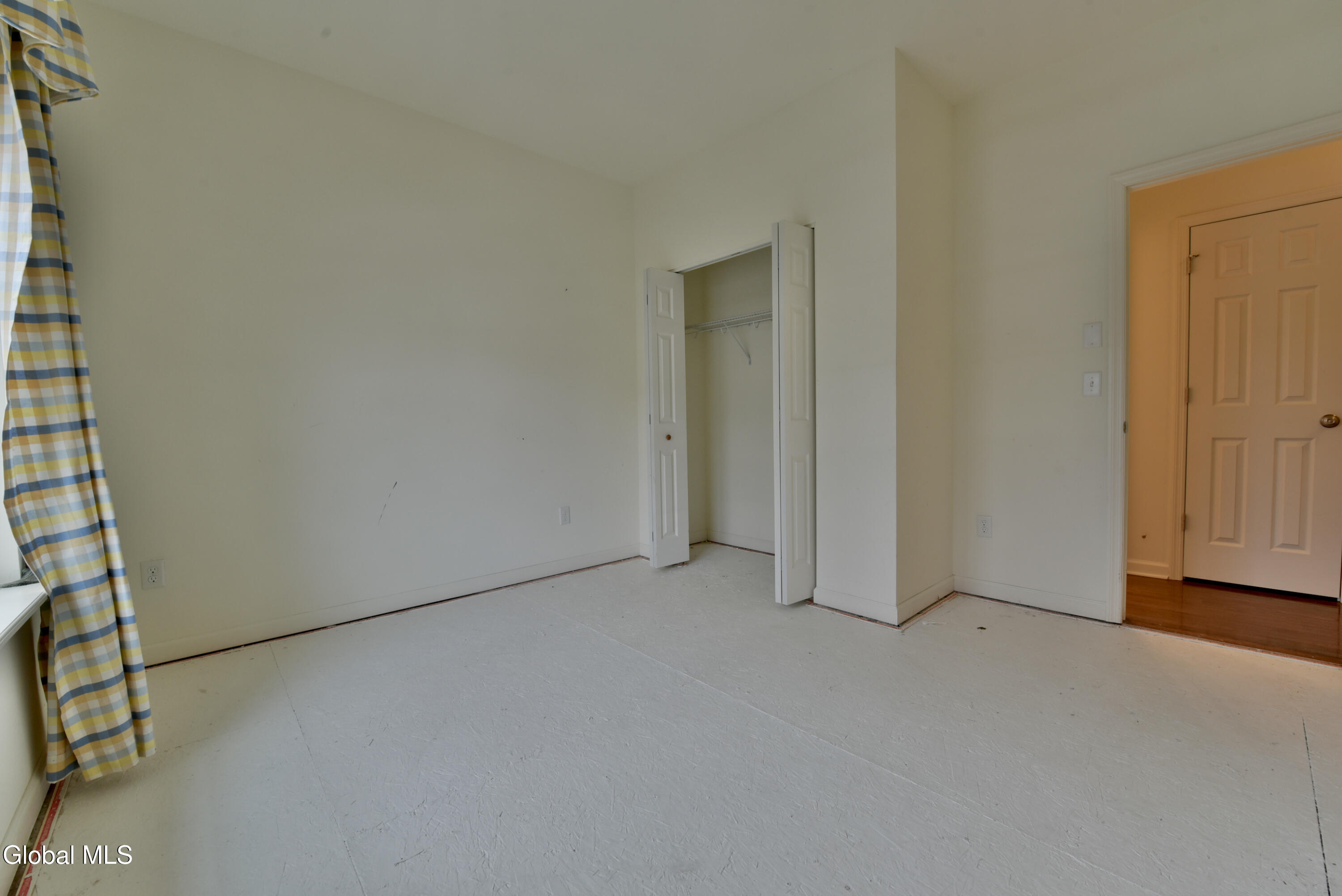 48 Fathers Way Guilderland, NY 12159 - Photo 4 of 45 30