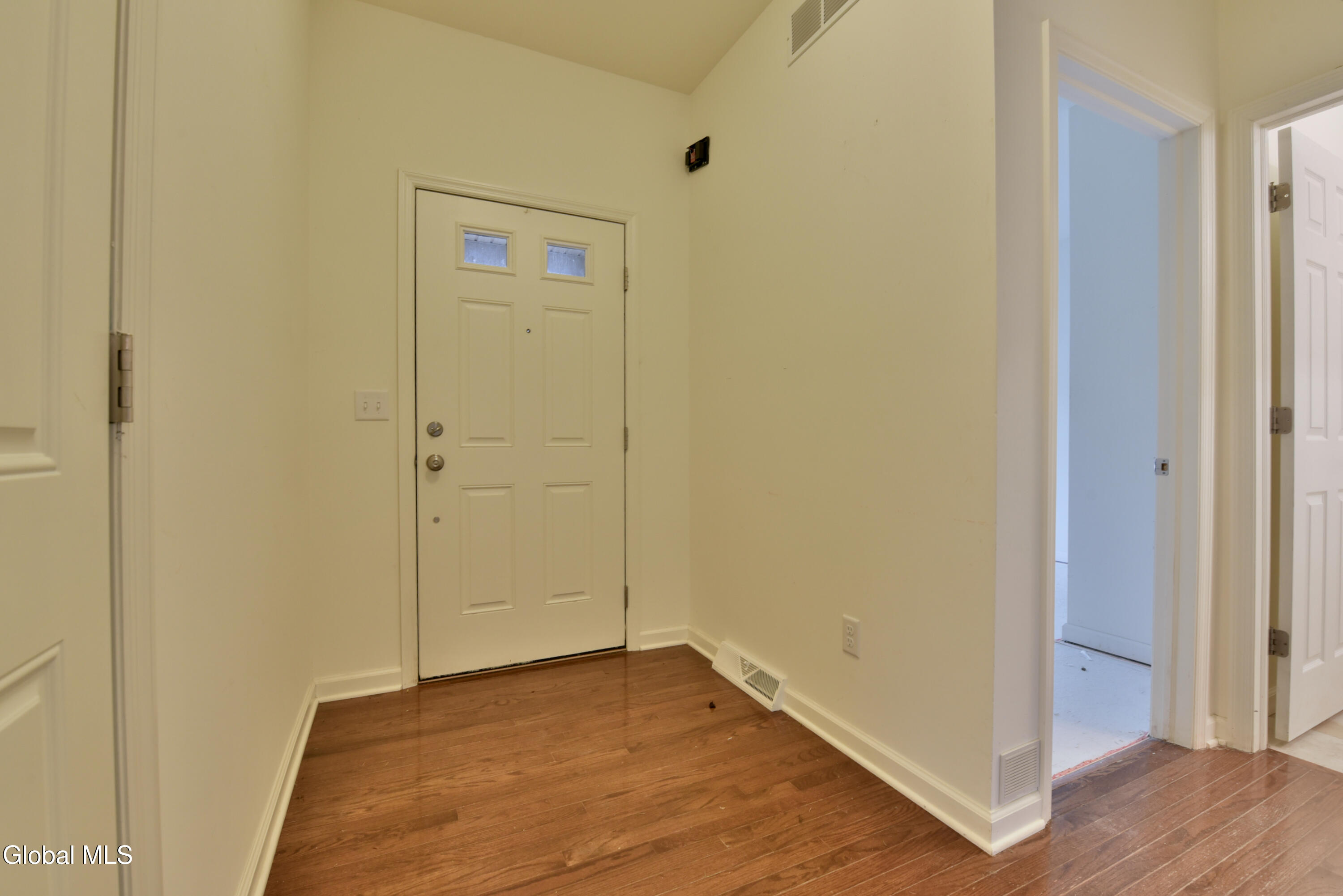 48 Fathers Way Guilderland, NY 12159 - Photo 6 of 45 43