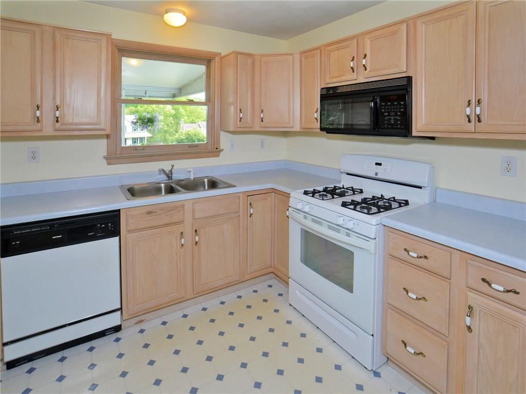 54 Rustic Ridge Drive Pittsburgh, PA 15239 - Photo 2 of 19 Gallery Image 2