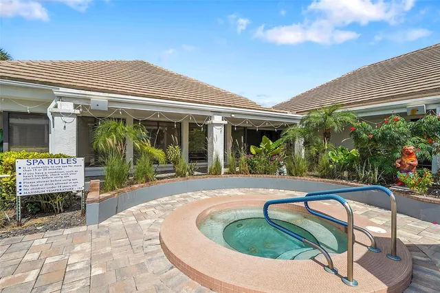 $250,000 | 7951 Eastlake Drive, Unit D, Boca Raton, FL 33433