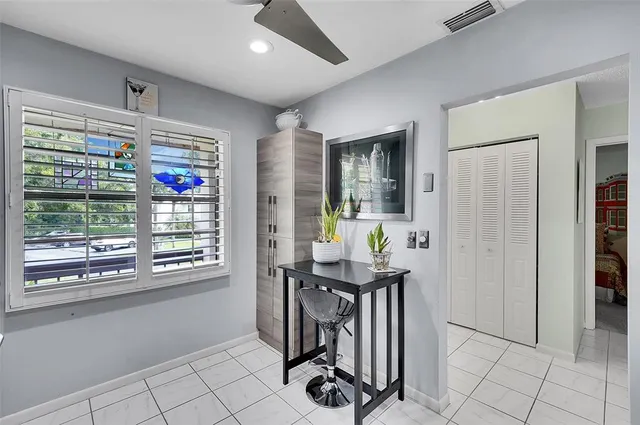 $250,000 | 7951 Eastlake Drive, Unit D, Boca Raton, FL 33433