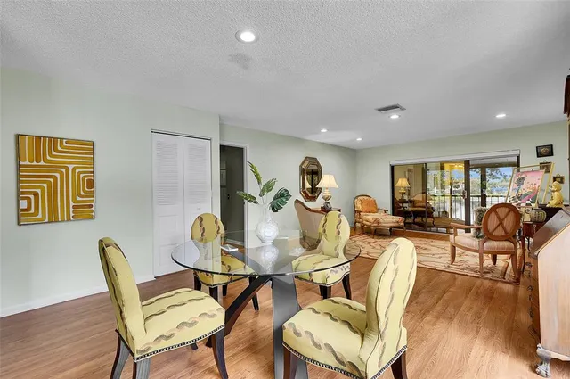 $250,000 | 7951 Eastlake Drive, Unit D, Boca Raton, FL 33433