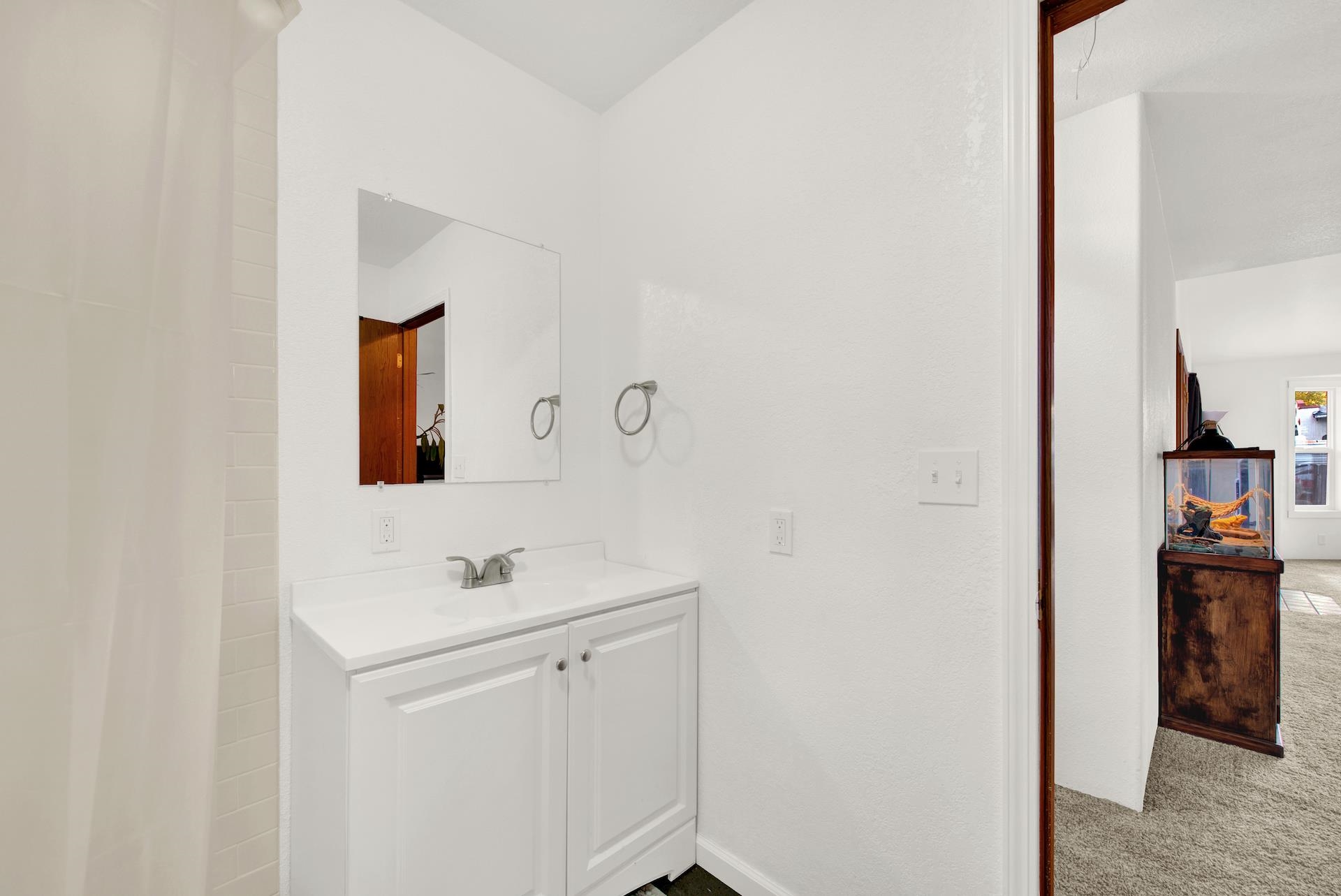 9885 Ashurst Street Proberta, CA 96078 - Photo 43 of 58