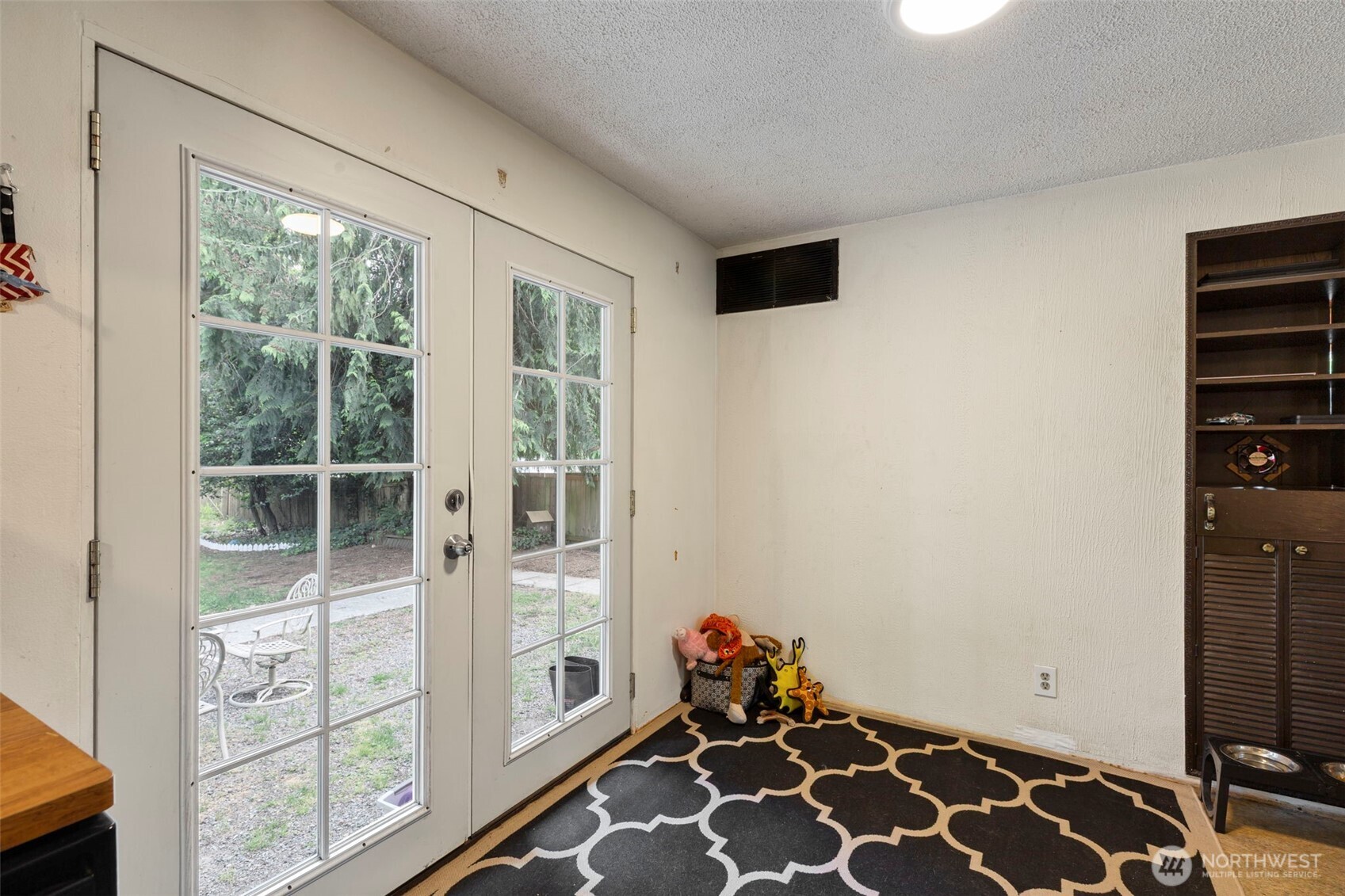 18816 89th Avenue Northeast Bothell, WA 98011 - Photo 13 of 28