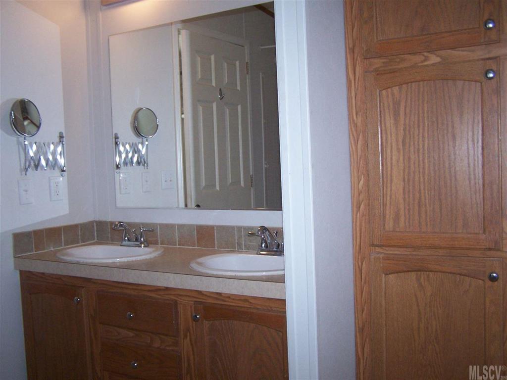 3400 Marvin Butler Road Morganton, NC 28655 - Photo 7 of 21 Gallery Image 7
