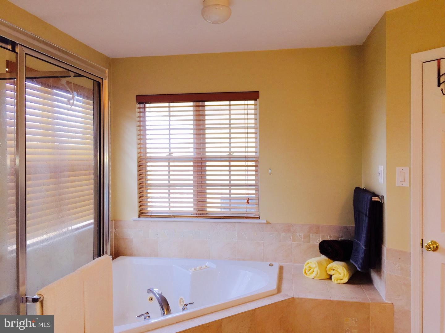 60 Cypress Point Road Westampton, NJ 08060 - Photo 13 of 20 Hot Tub