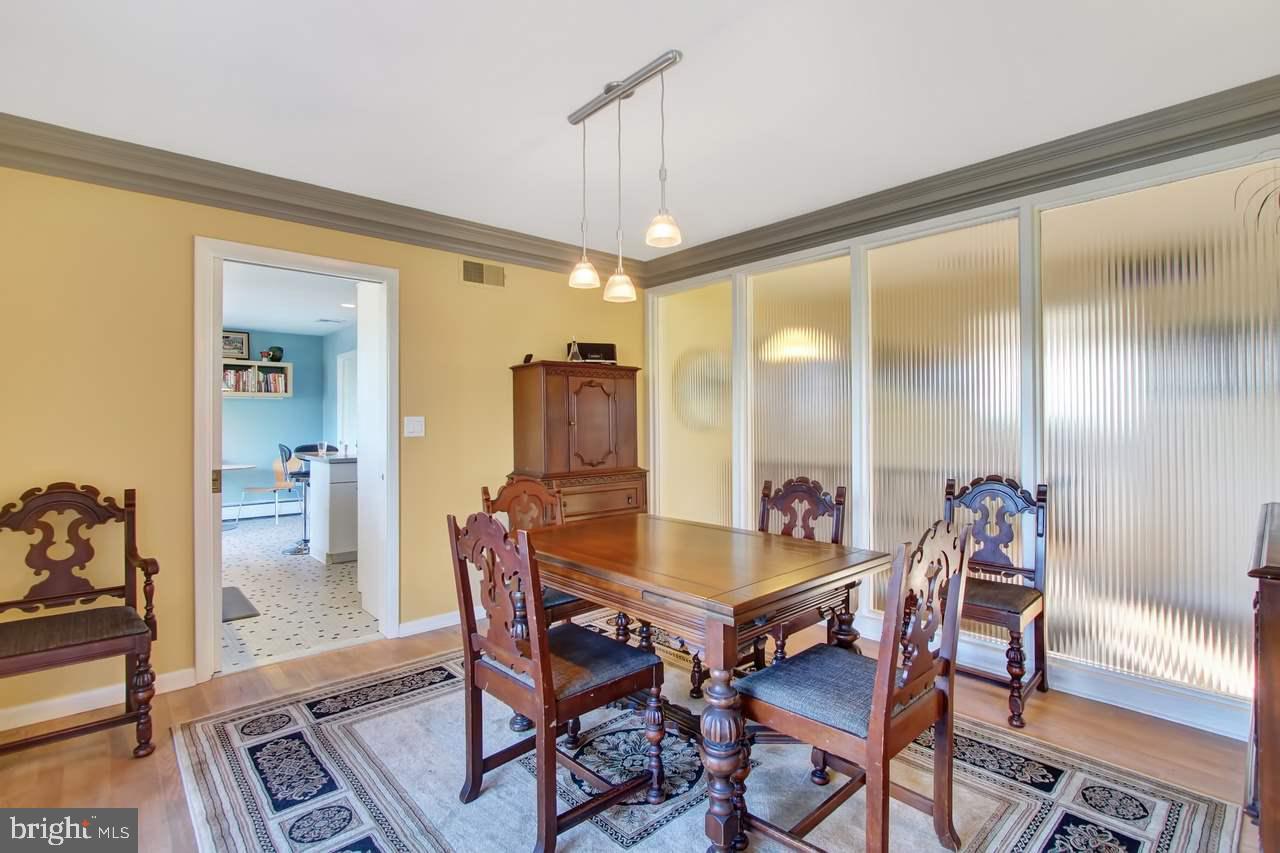 975 Upland Road York, PA 17403 - Photo 8 of 32 Gallery Image 8