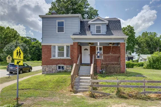 $199,950 | 2020 North 3rd Street, Kansas City, KS 66101