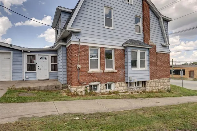 $199,950 | 2020 North 3rd Street, Kansas City, KS 66101