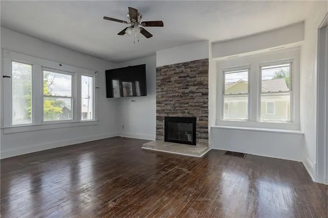 $199,950 | 2020 North 3rd Street, Kansas City, KS 66101