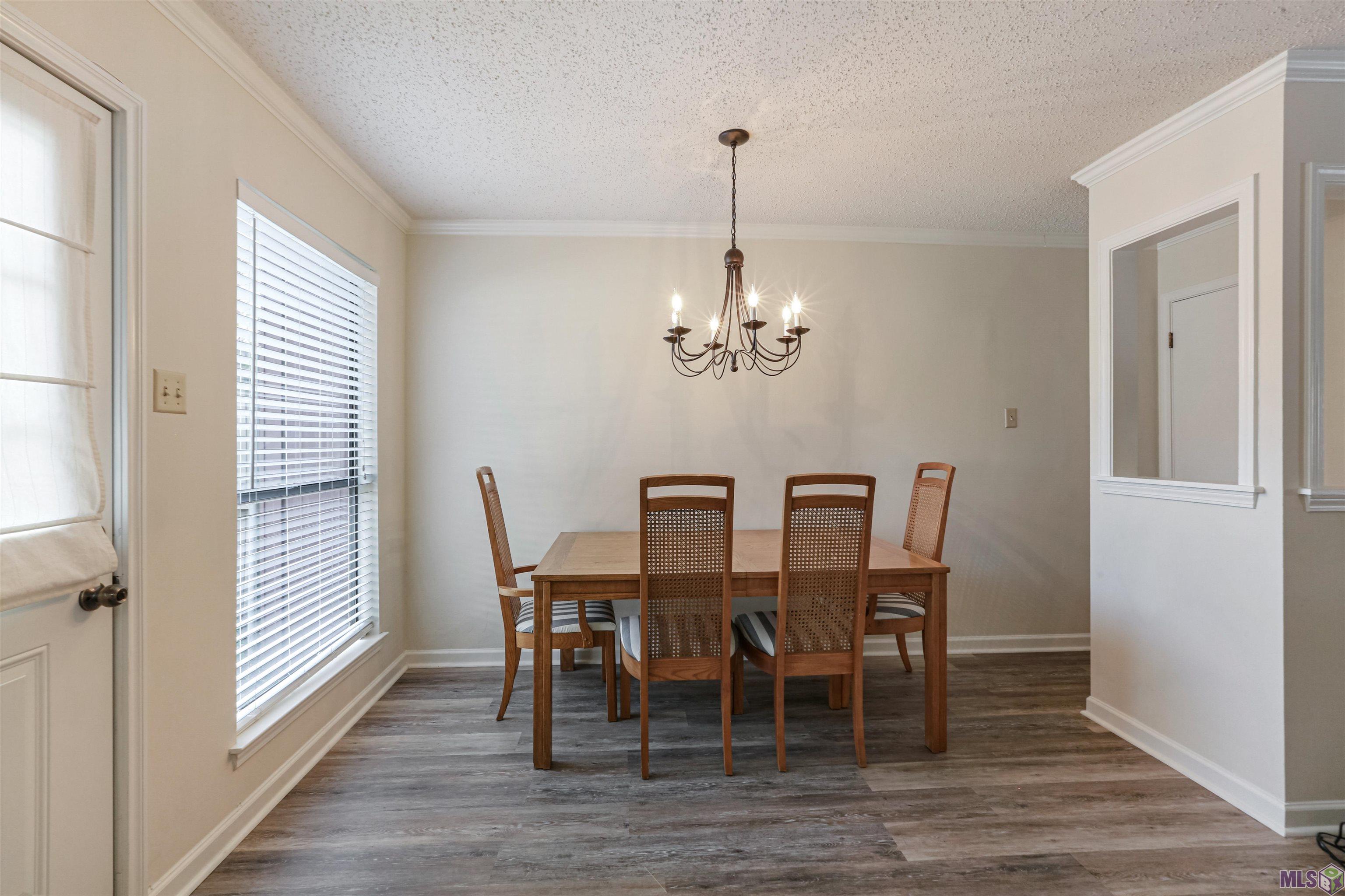 944 Ridgepoint Court, Unit 10D Baton Rouge, LA 70810 - Photo 8 of 17 Gallery Image 8