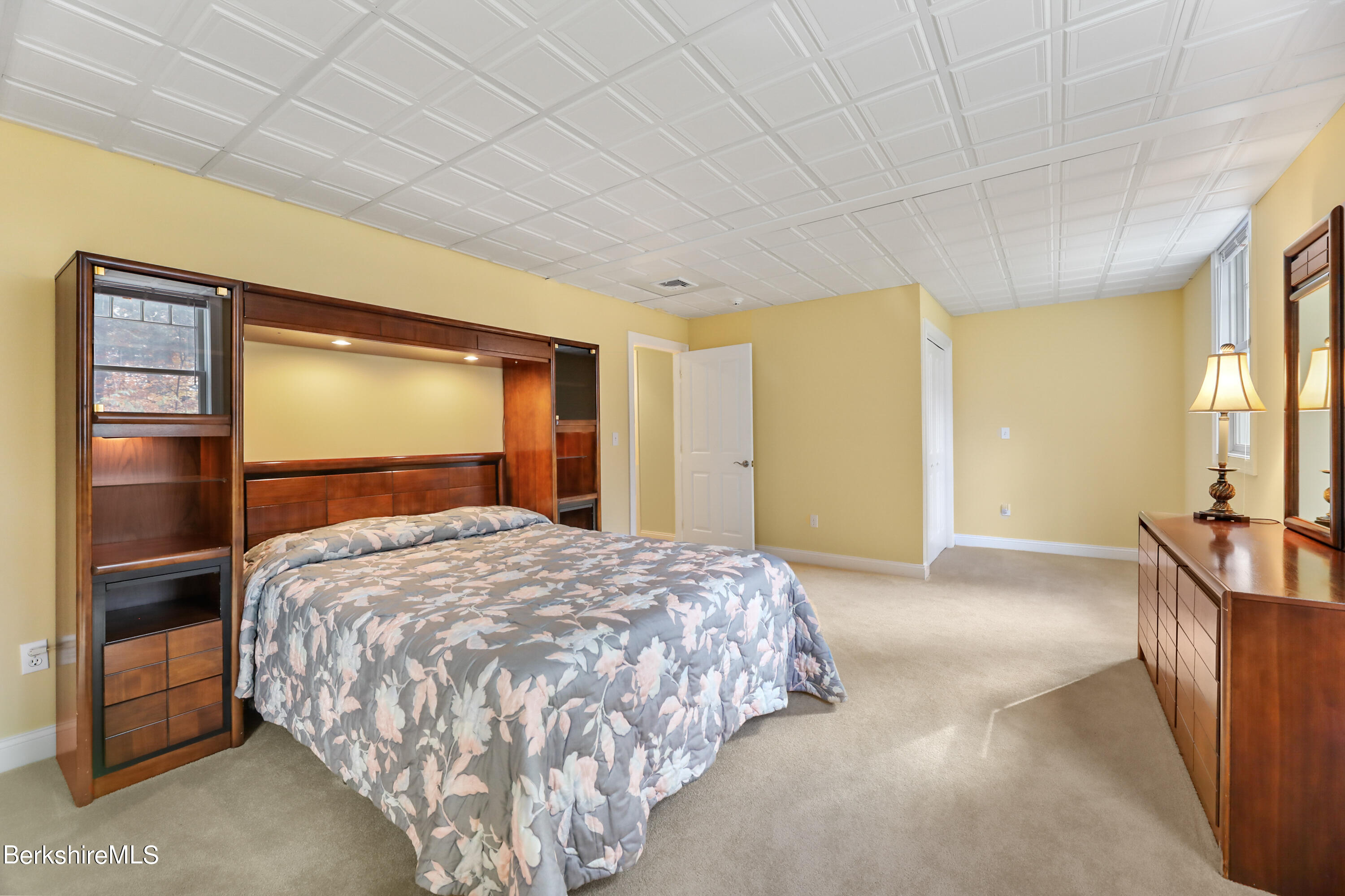 290 Chanterwood Road Lee, MA 01238 - Photo 23 of 30 255 Bedroom three