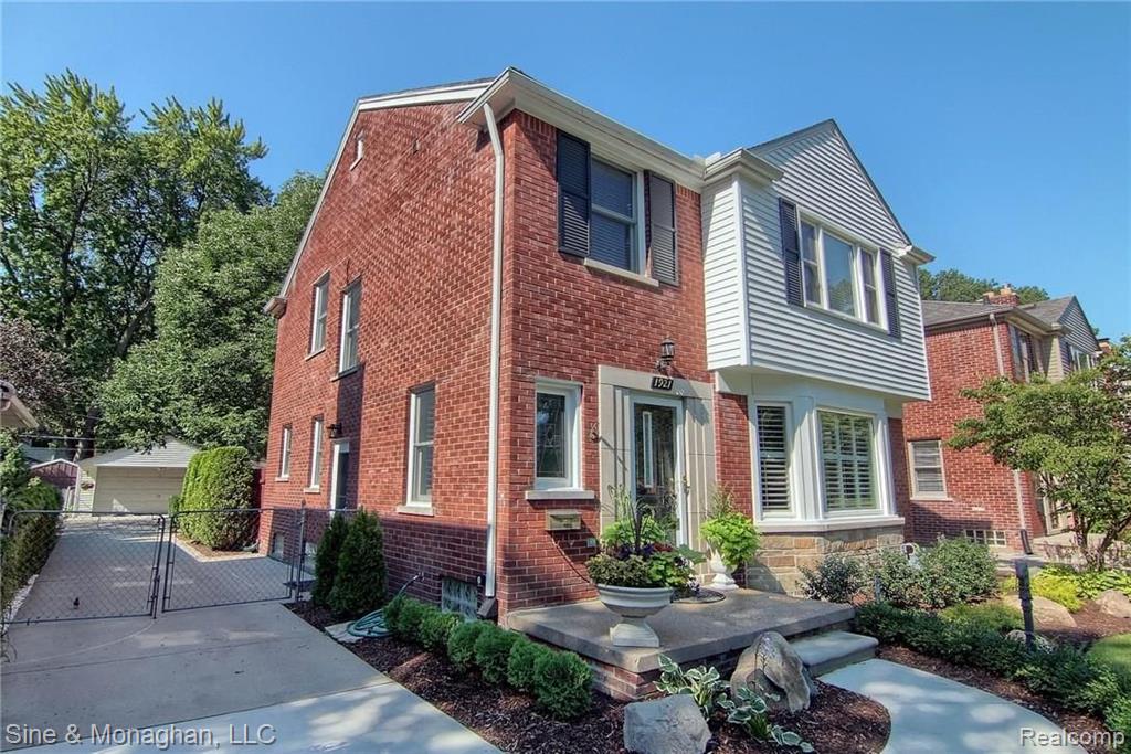 1921 Littlestone Road Grosse Pointe Woods, MI 48236 - Photo 29 of 29