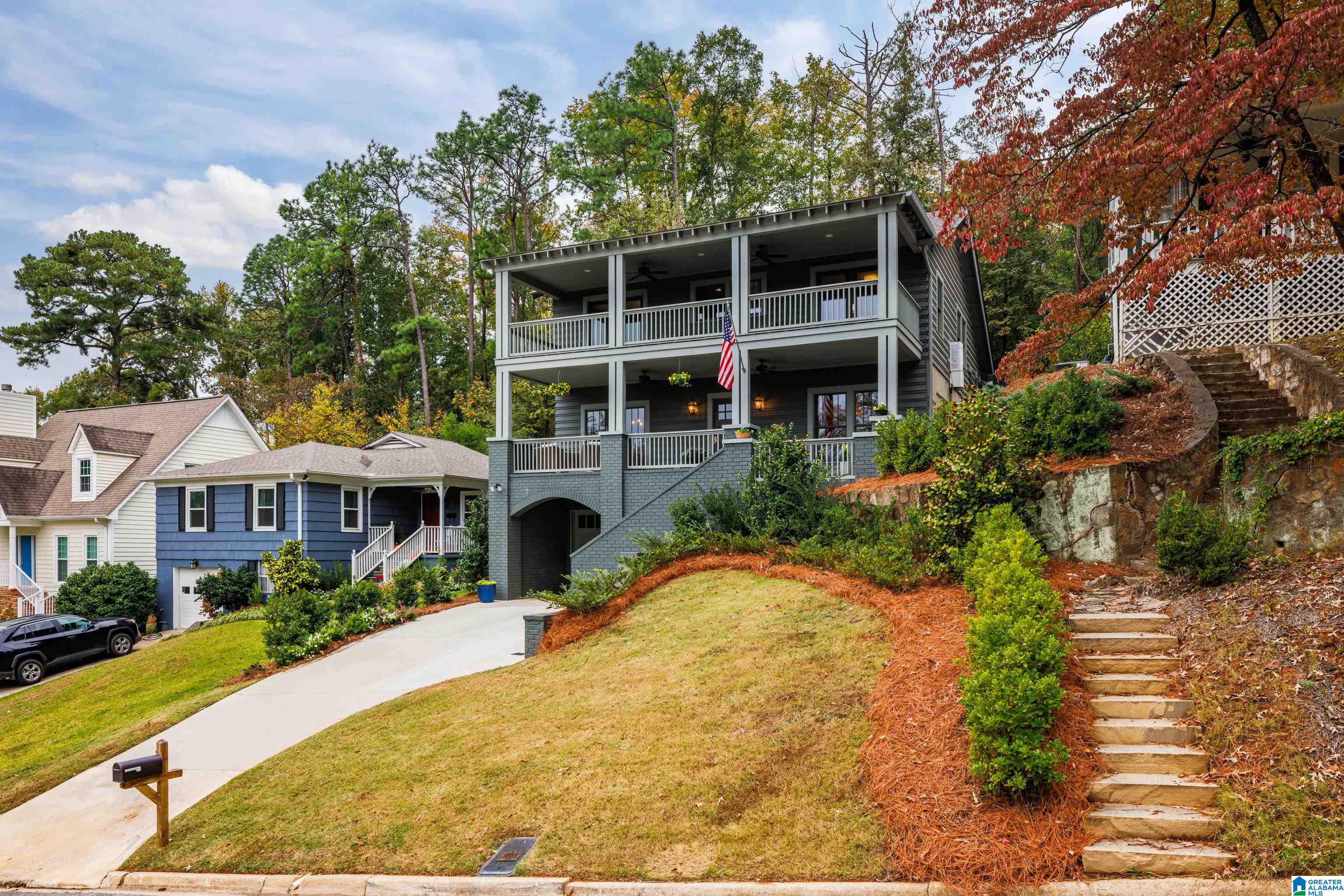 210 Edgeview Avenue Birmingham, AL 35209 - Photo 3 of 93