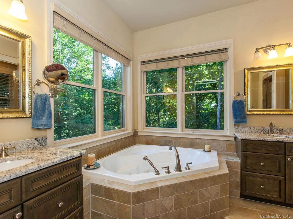 966 East Clubhouse Road, Unit 78 Sylva, NC 28779 - Photo 19 of 45 Gallery Image 19