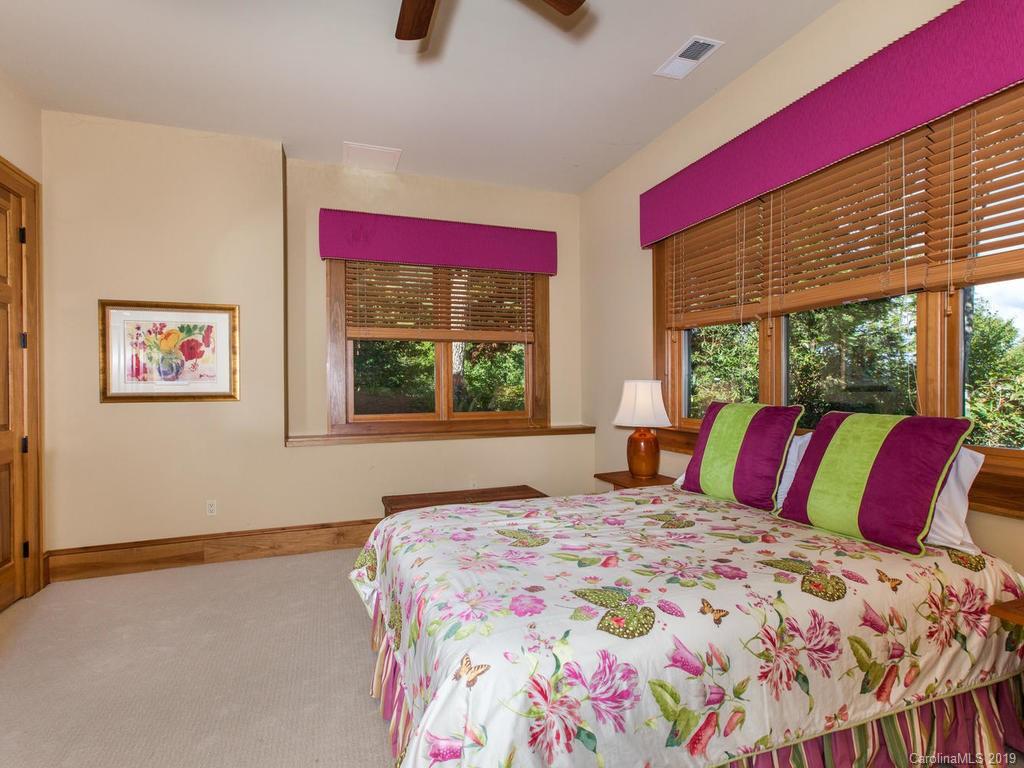 966 East Clubhouse Road, Unit 78 Sylva, NC 28779 - Photo 26 of 45 Gallery Image 26