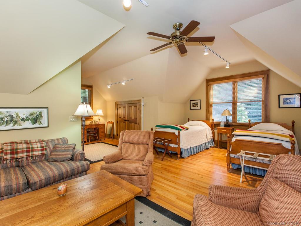 966 East Clubhouse Road, Unit 78 Sylva, NC 28779 - Photo 35 of 45 Gallery Image 35