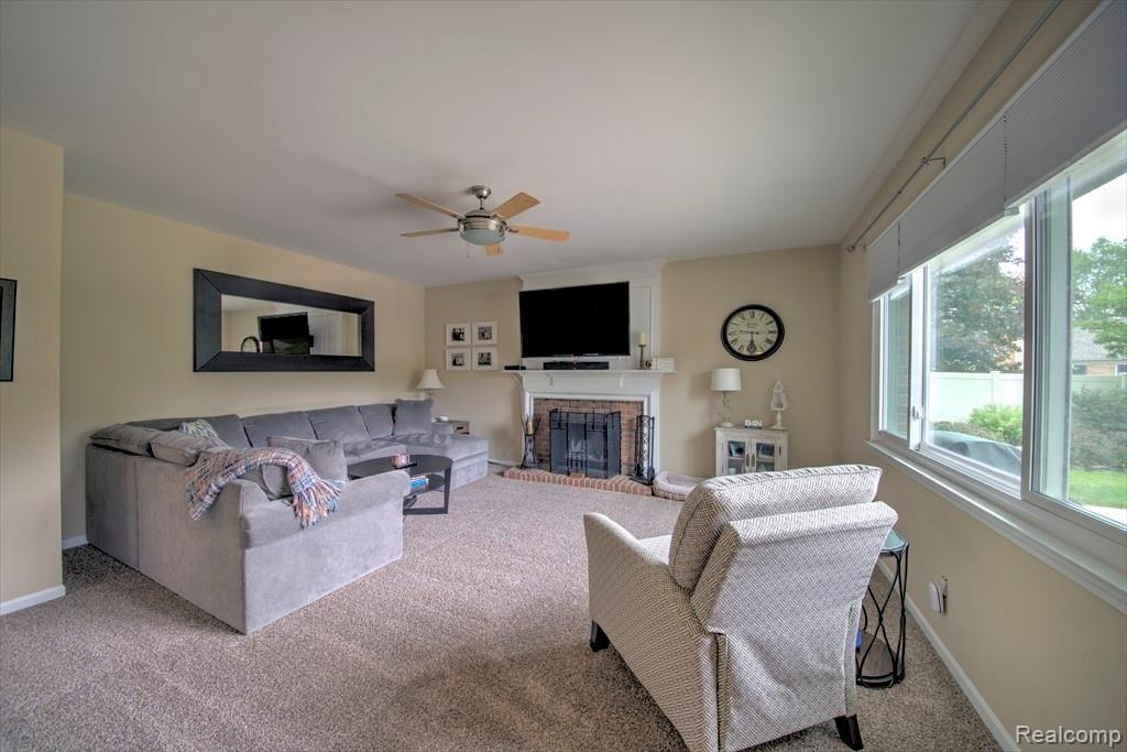 45709 Radnor Road Canton, MI 48187 - Photo 18 of 43 20190722-_MG_1208_09_10_11_12_13_14_Optimizer.jpg